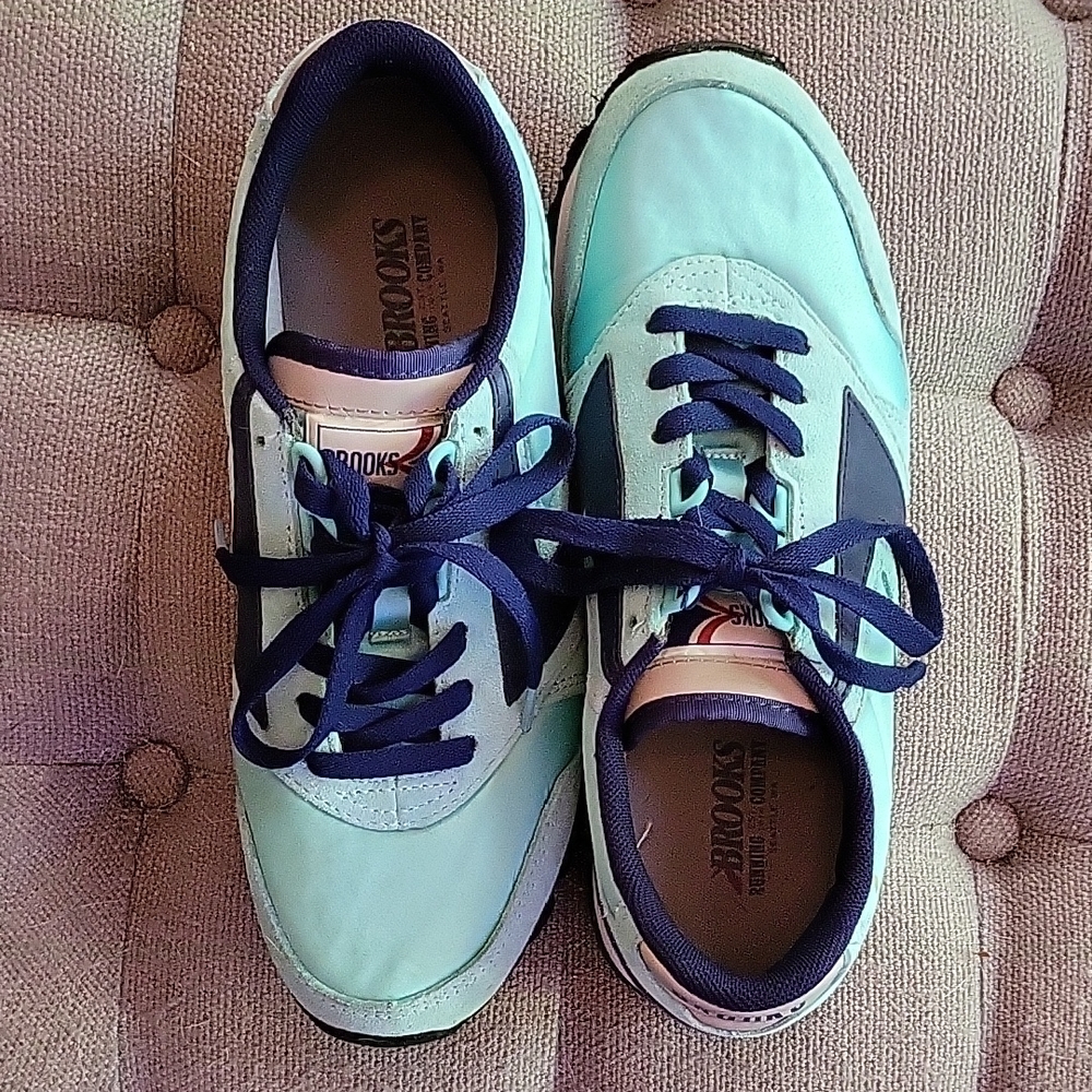 Brooks Aqua and Dark Blue Athletic Shoes